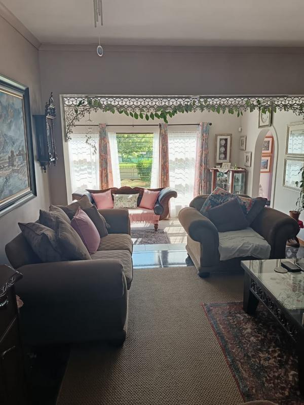 3 Bedroom Property for Sale in Albertinia Western Cape